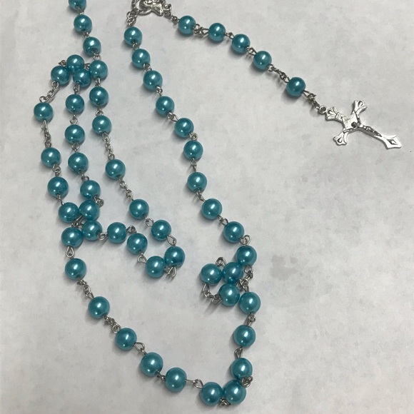 Jewelry - Rosary crucifix cross ☦️ necklace new